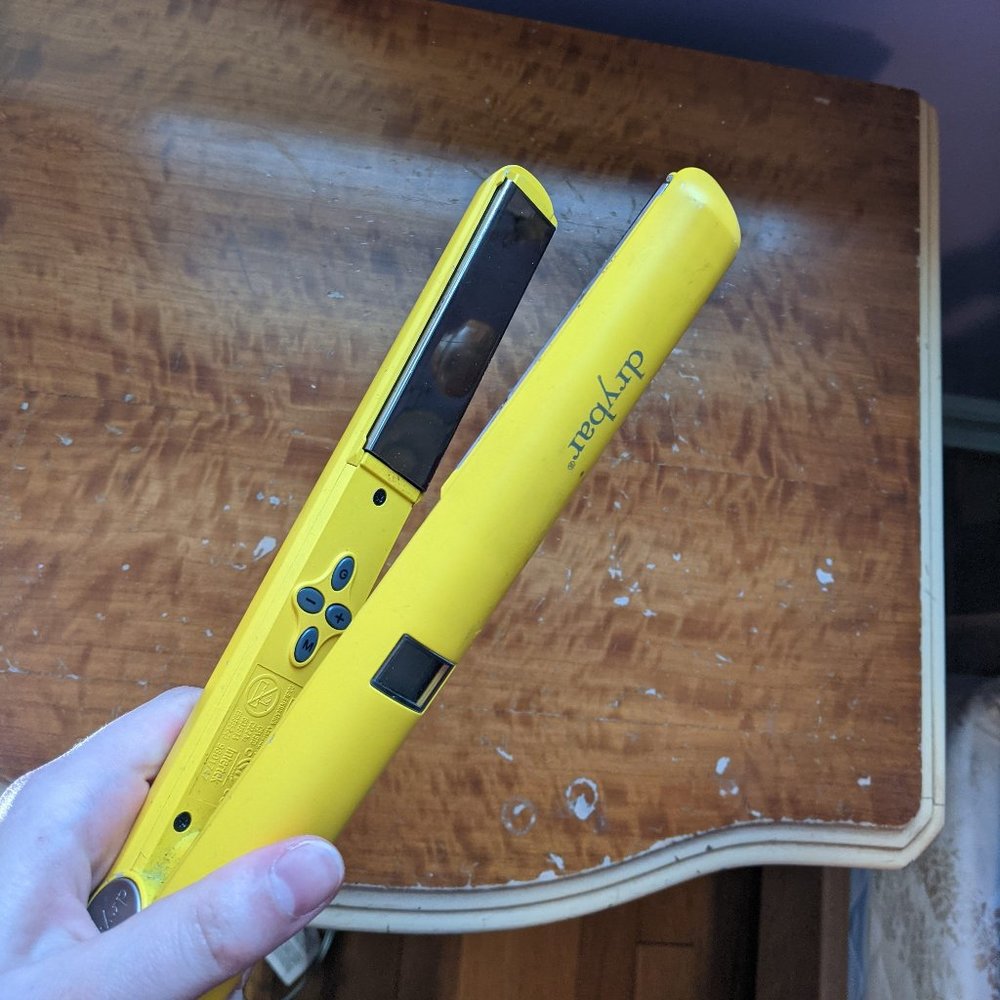 Drybar Tress Press hair straightener